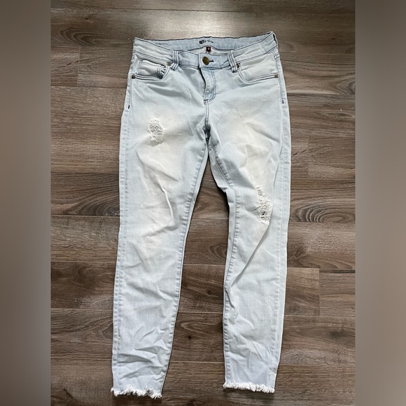 Size 8 Kut from the Kloth jeans - Picture 1 of 3